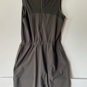 Athleta dress olive green small